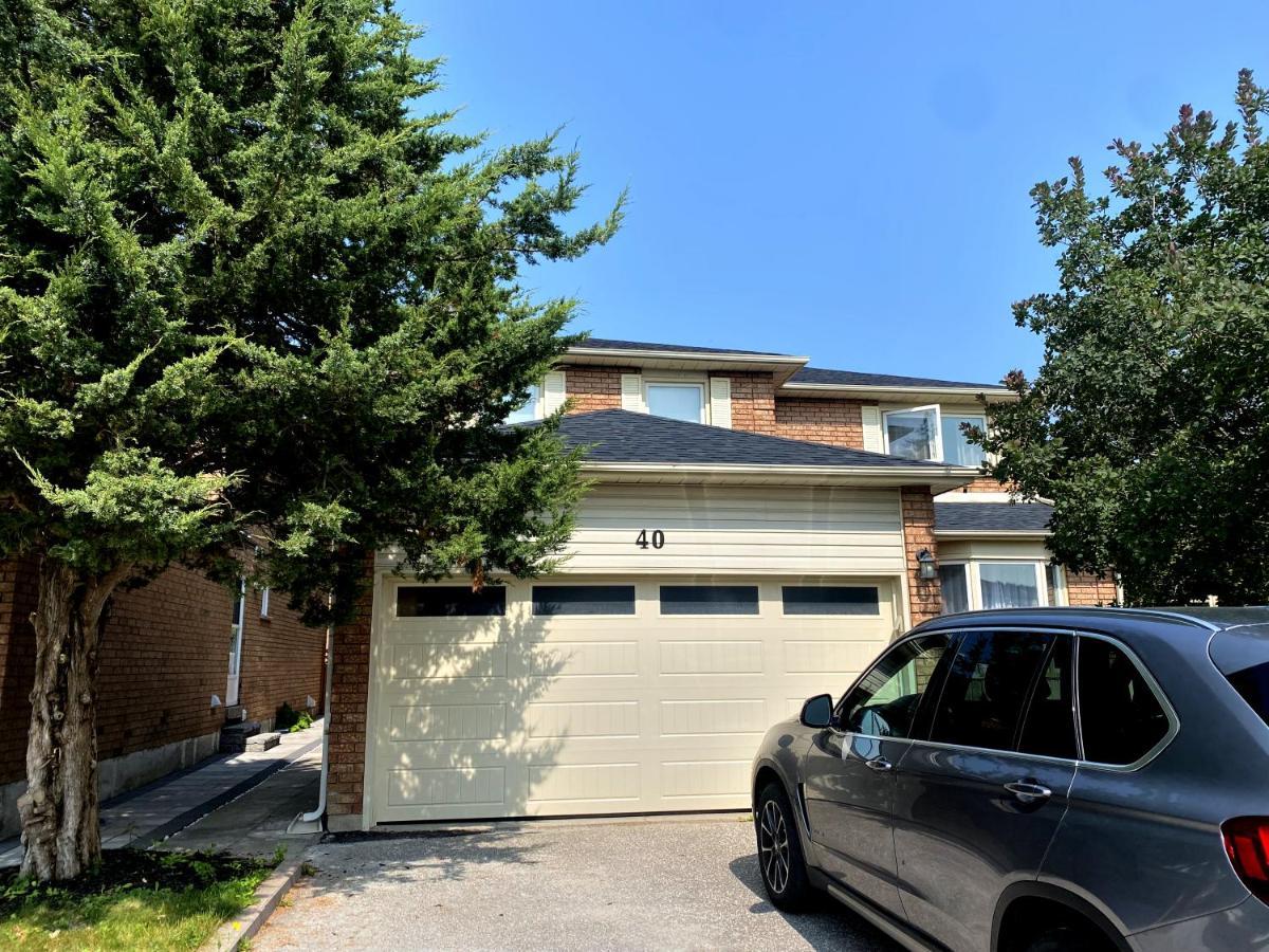 Spacious 2-Bed-Room Near Yonge & Major Mackenzie Richmond Hill Dış mekan fotoğraf